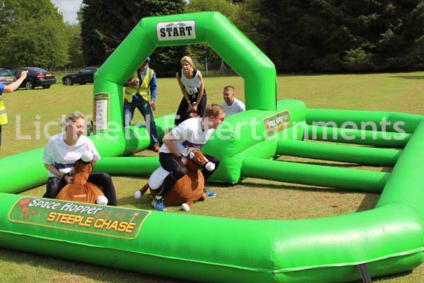 Hopper horse racing inflatable game for hire with jumps